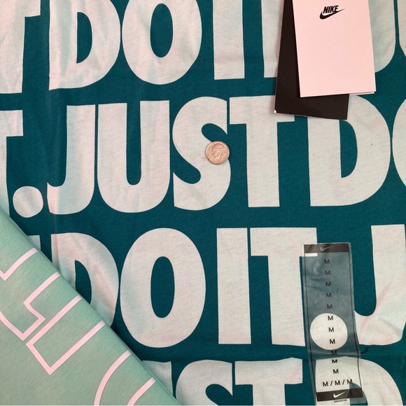 NWT NIKE JUST DO IT MATCHING SET WOMENS SIZE M TSHIRT LEGGINGS OUTFIT - Picture 8 of 8